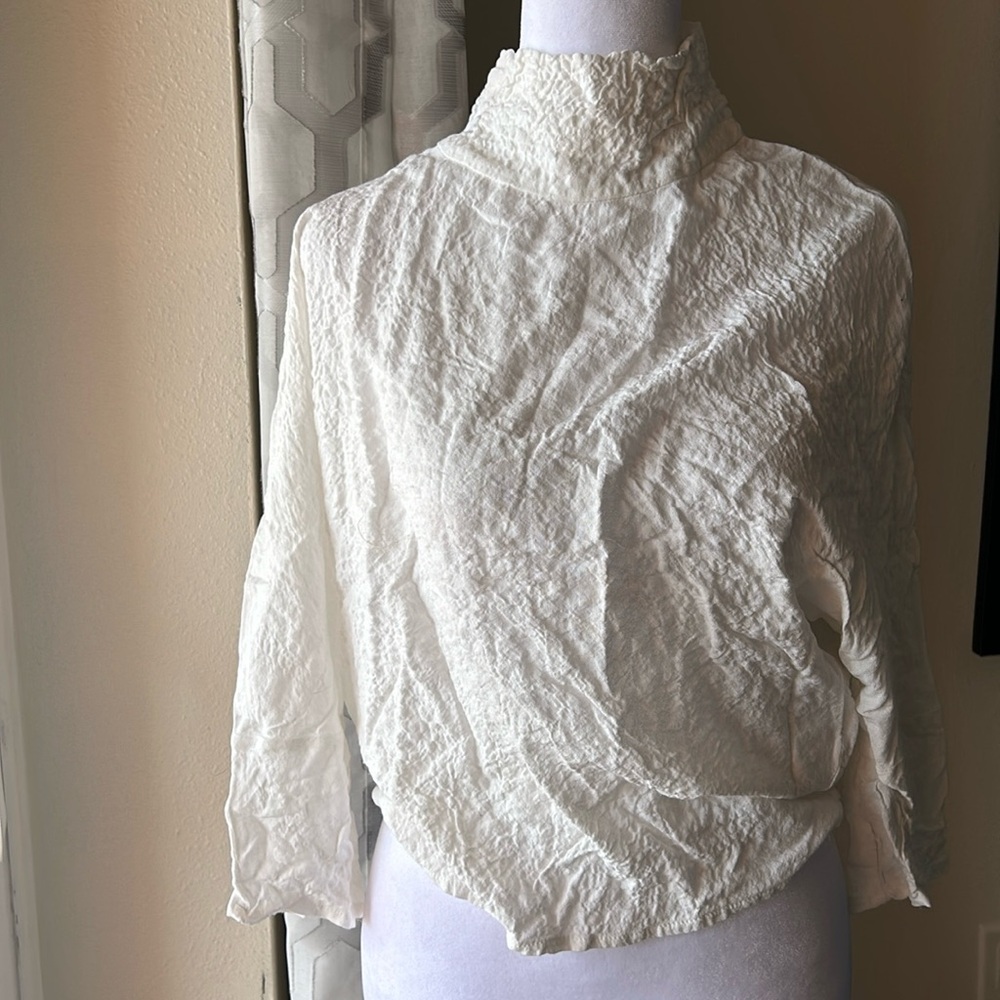 Zara white crinkled top